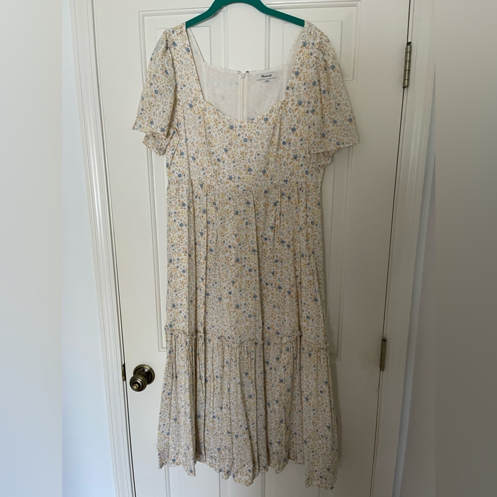 Madewell Fluttered-Sleeve Tiered Maxi Dress in Folkmagic Floral sz 10